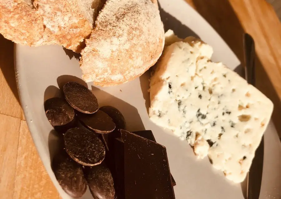 All you need to know about French Roquefort cheese